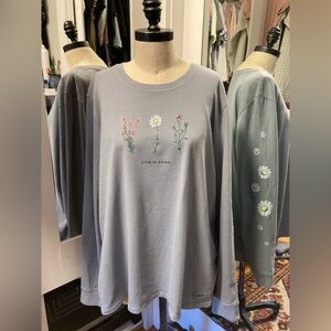 Life Is Good - Women’s Crusher Gray Long Sleeve Shirt, Floral Accents, Size XL